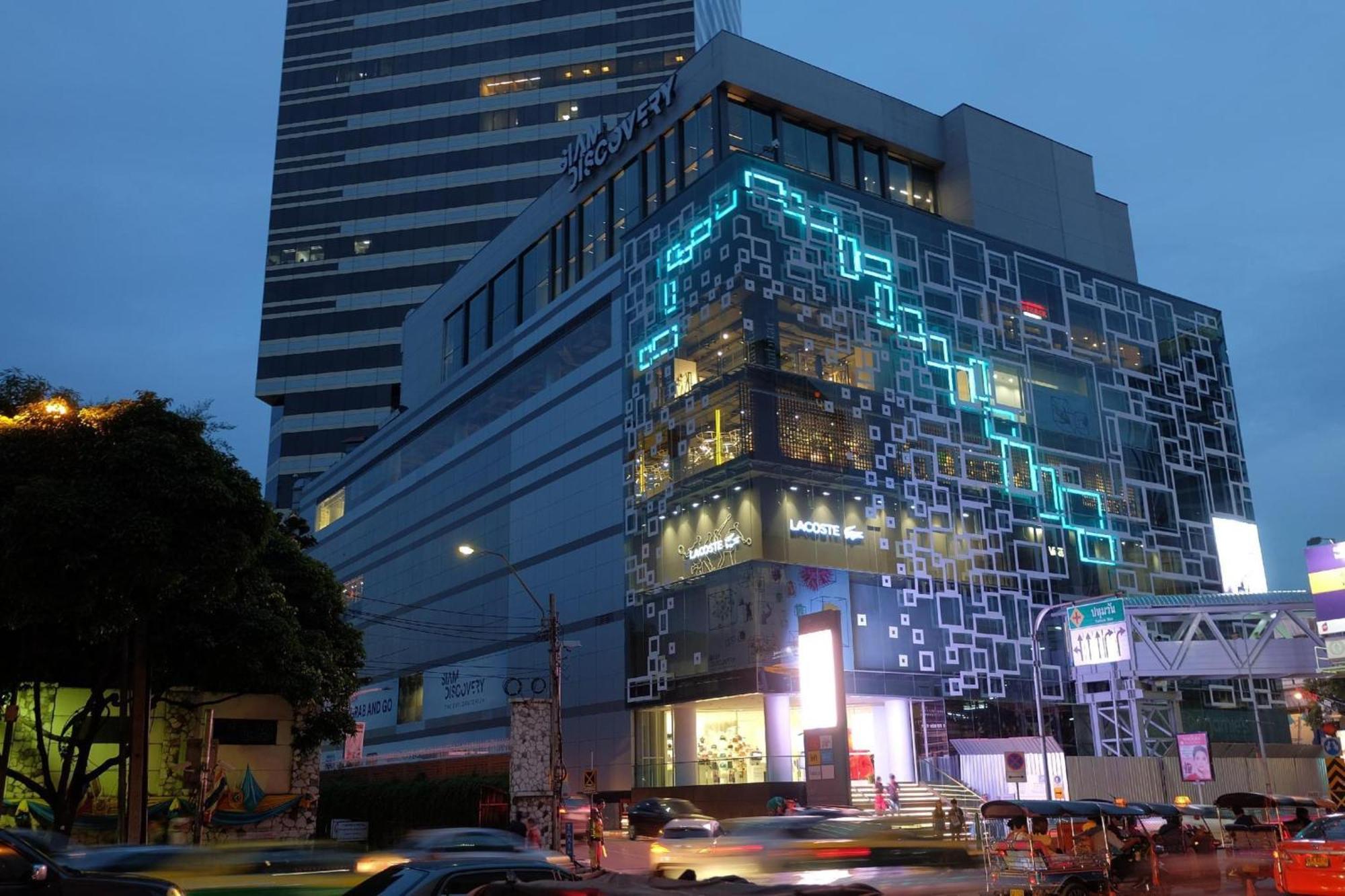 Episode 11 Hostel Sukhumvit Bangkok Exterior photo