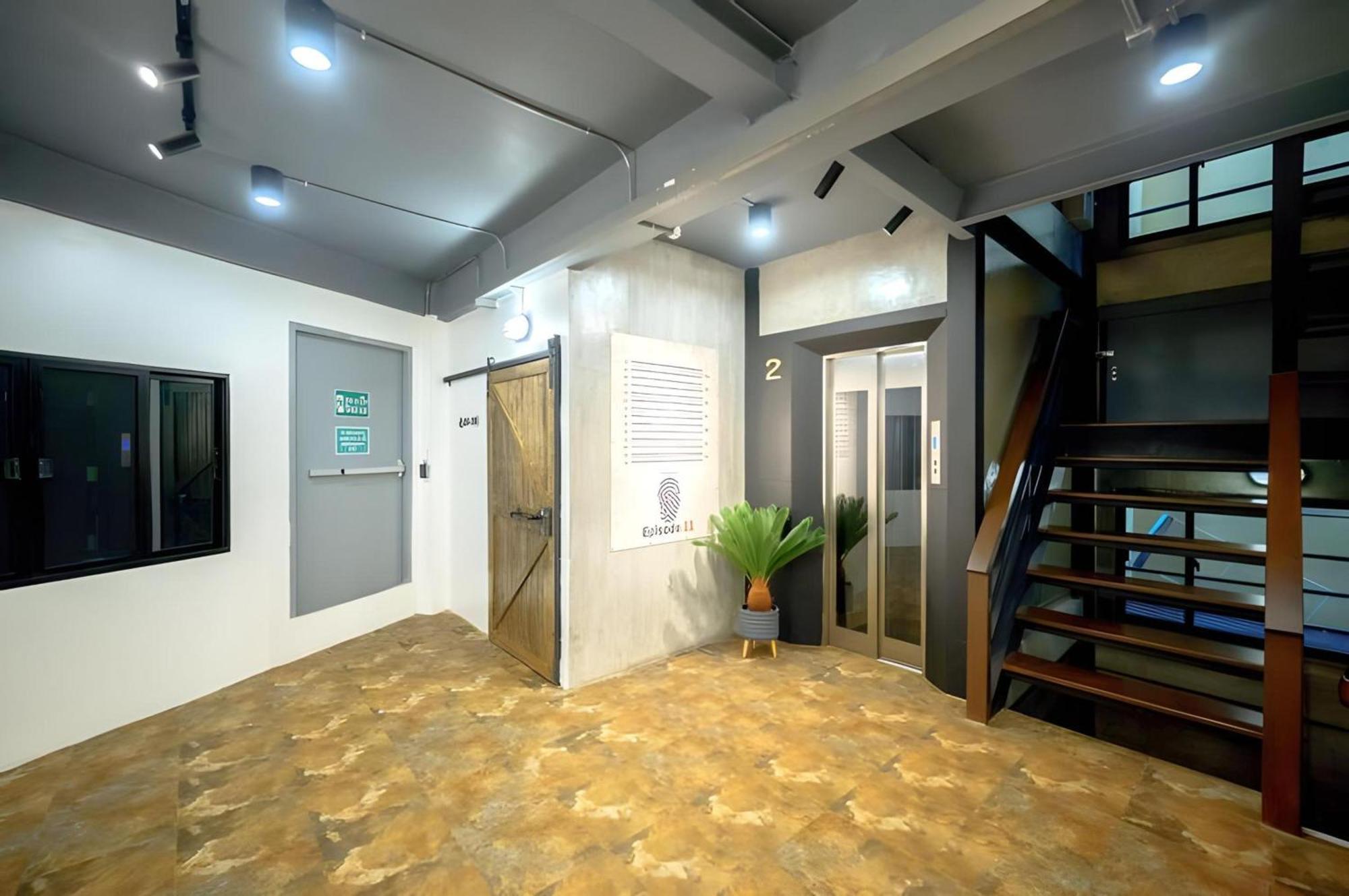 Episode 11 Hostel Sukhumvit Bangkok Exterior photo