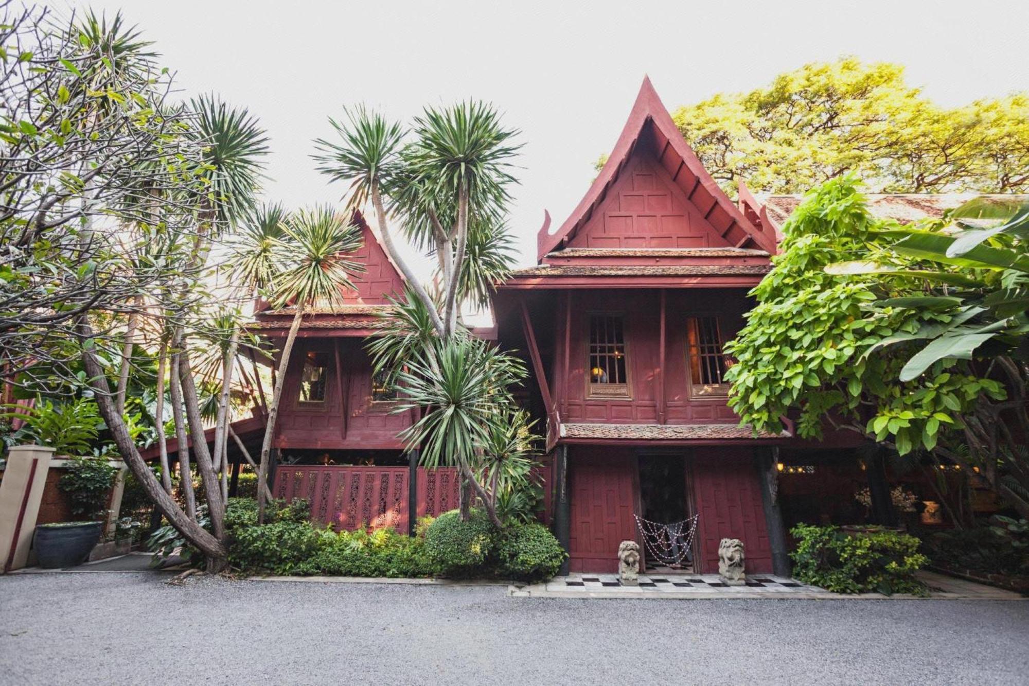 Episode 11 Hostel Sukhumvit Bangkok Exterior photo